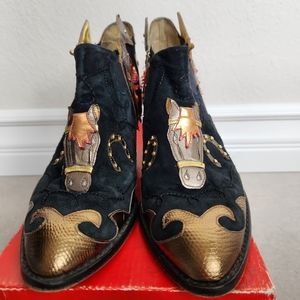 Vintage Zalo Horse Trigger Bootie